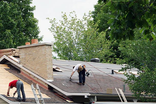 Best Roof Maintenance Services  in Bettendorf, IA